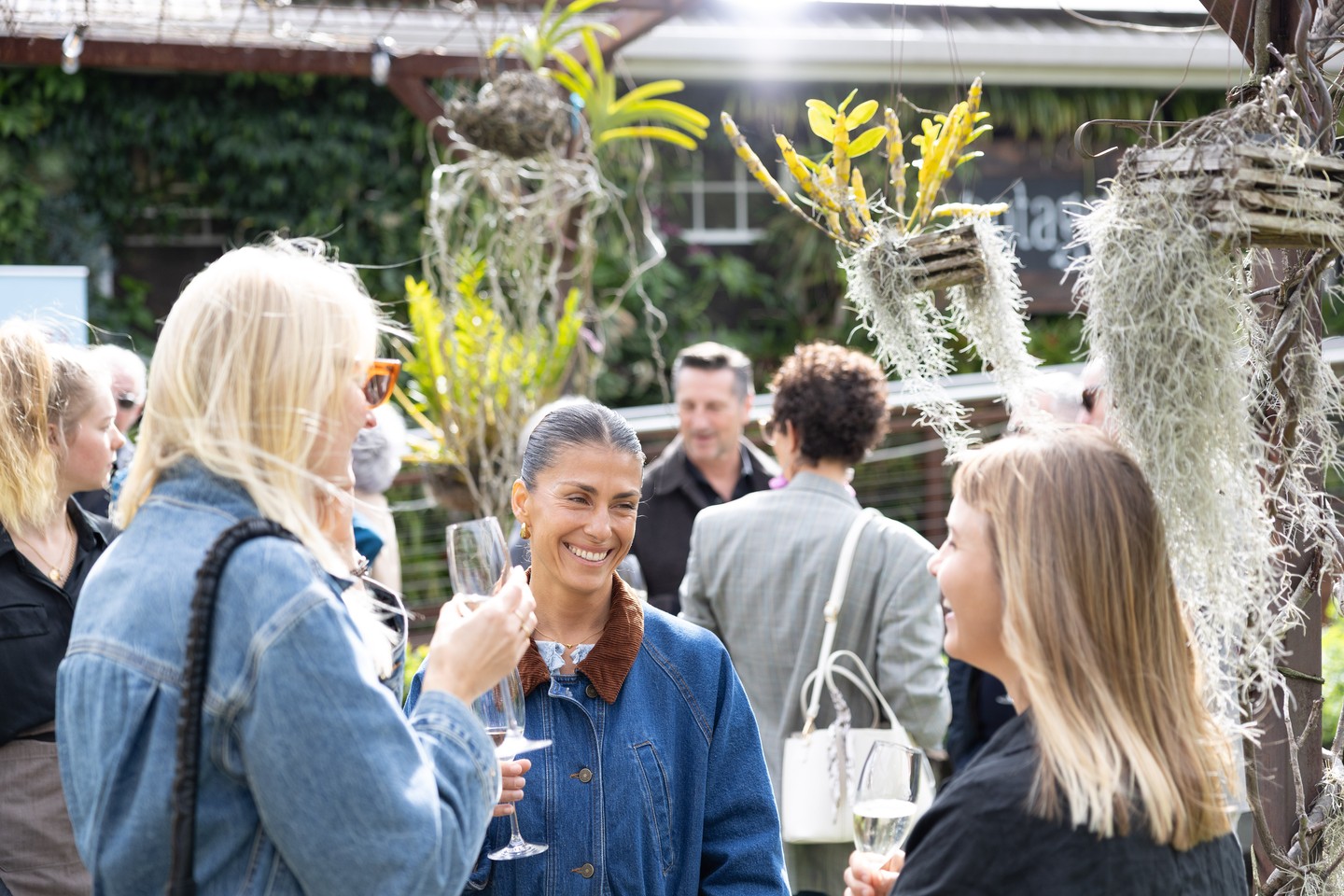 Good food, fresh air and wonderful company. 🌿✨ 

@savourthetweed 

#SavourTheTweed #GardenGathering #TweedFood #GoodFoodGoodCompany #LocalExperiences